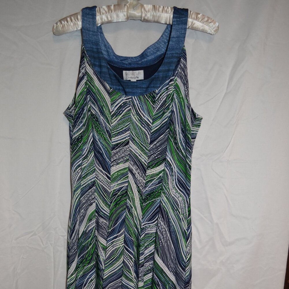 Signature by Robbie Bee sleeveless dress